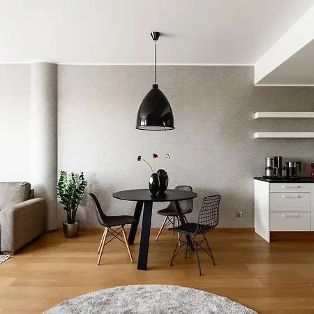 アパート W City, Exceptional Location, Work-friendly *