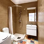 W City, Exceptional Location, Work-friendly Apartment *