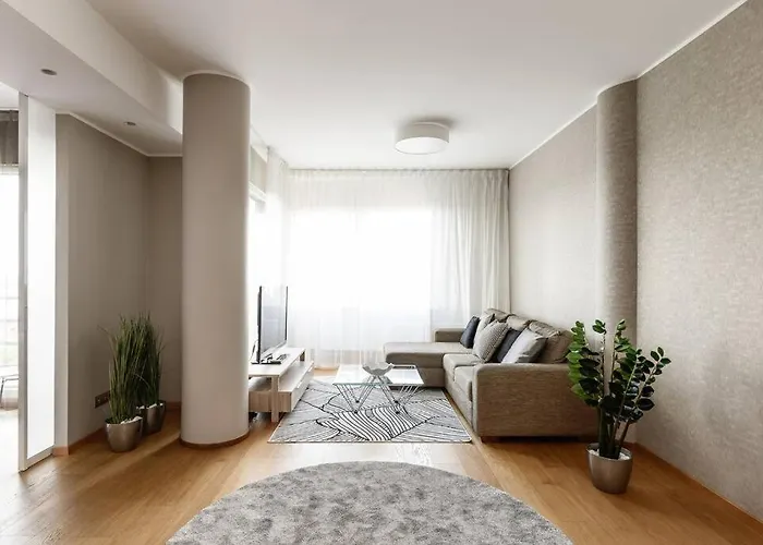 W City, Exceptional Location, Work-friendly Apartament *